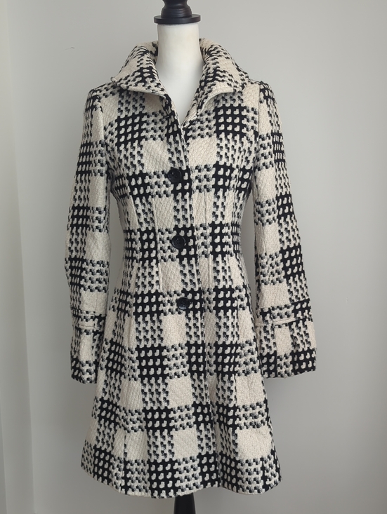 Via Spiga Jackets & Blazers - Via Spiga Vintage Monochrome Plaid Flared Skirt Bell Sleeve Winter Peacoat